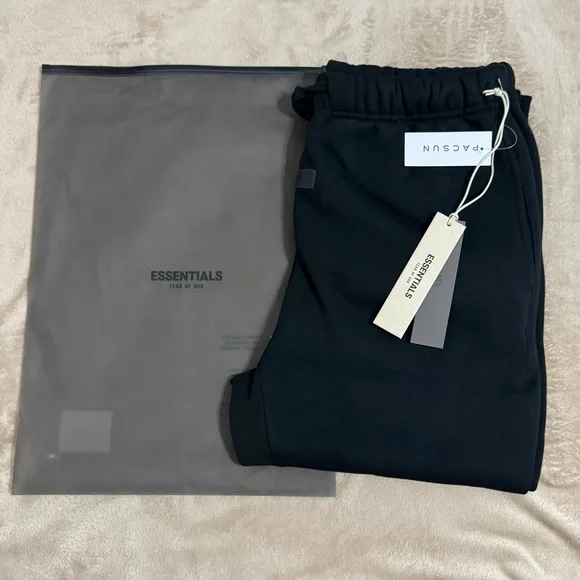 Essentials Black Joggers/Sweatpant - Picture 2 of 2